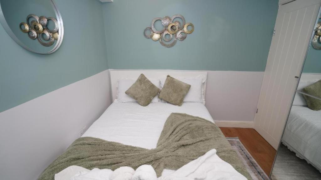 Beautiful Apartment In Sussex Gardens 런던 외부 사진